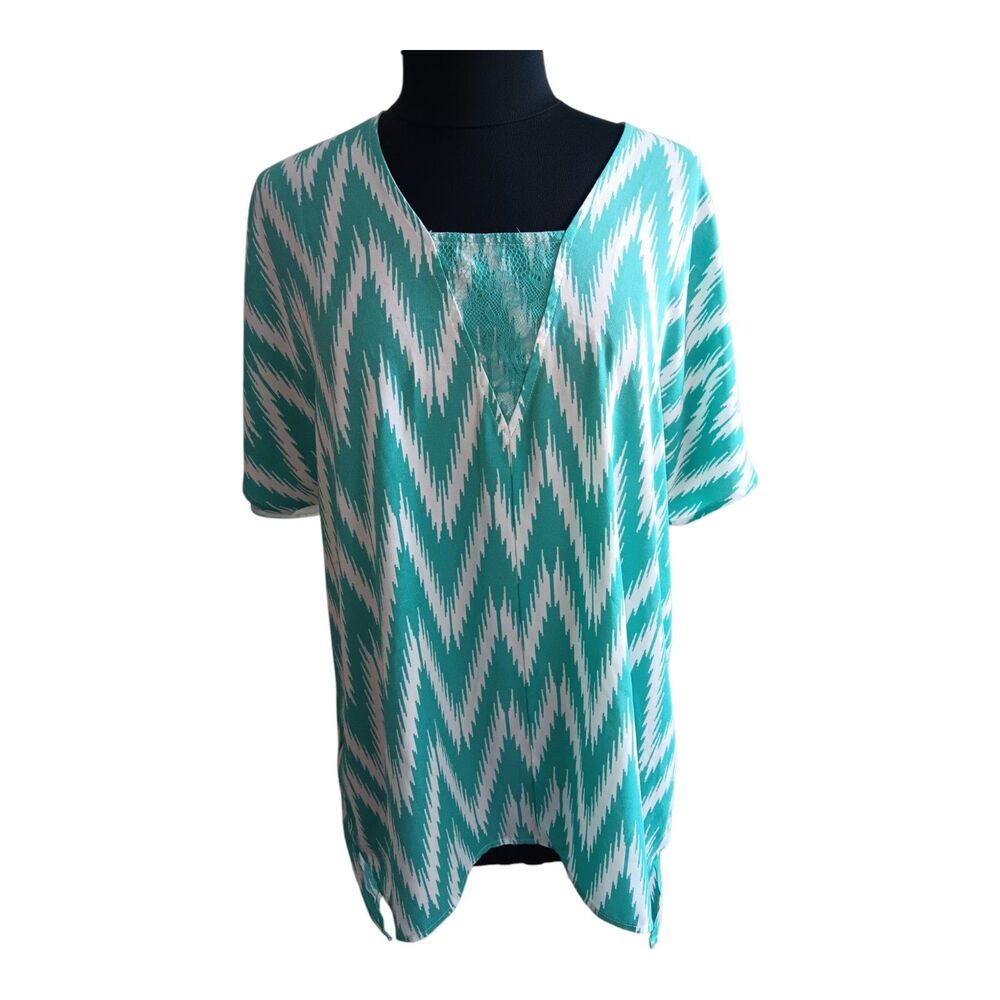 Cato Green & White Geometric Print Short Sleeve Top Plus Sz. 18/20W